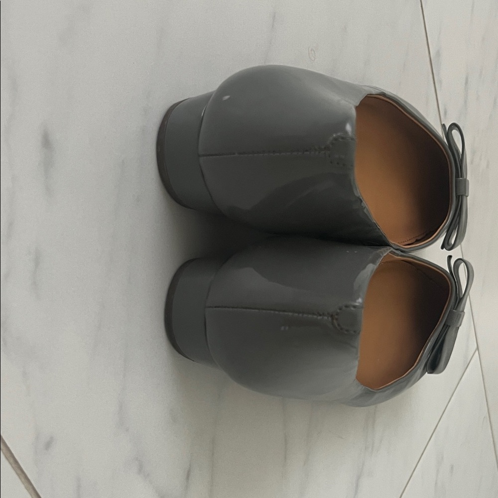 J. Crew Charcoal Patent Leather Flats with Bow - Picture 5 of 7
